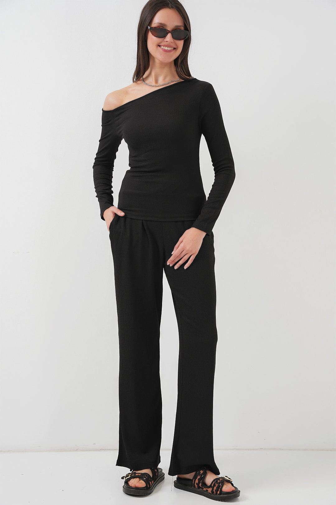 BGD Women Low Shoulder Top Set - Black - Lüneburg