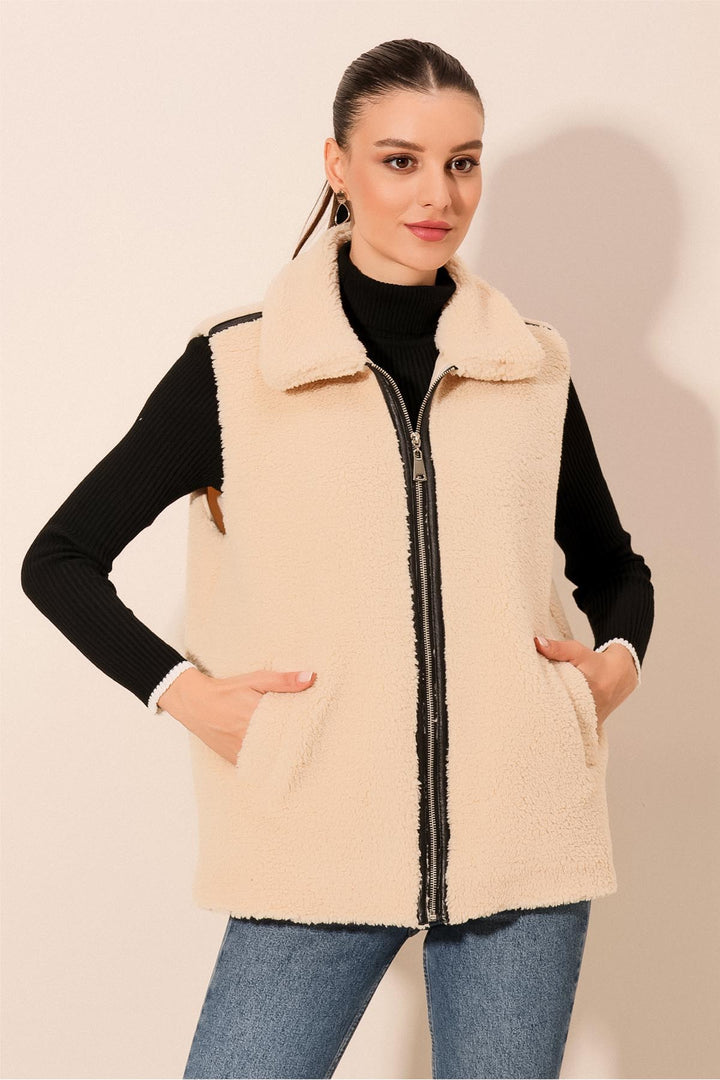 BGD Women Plush Vest - Cream - Avondale