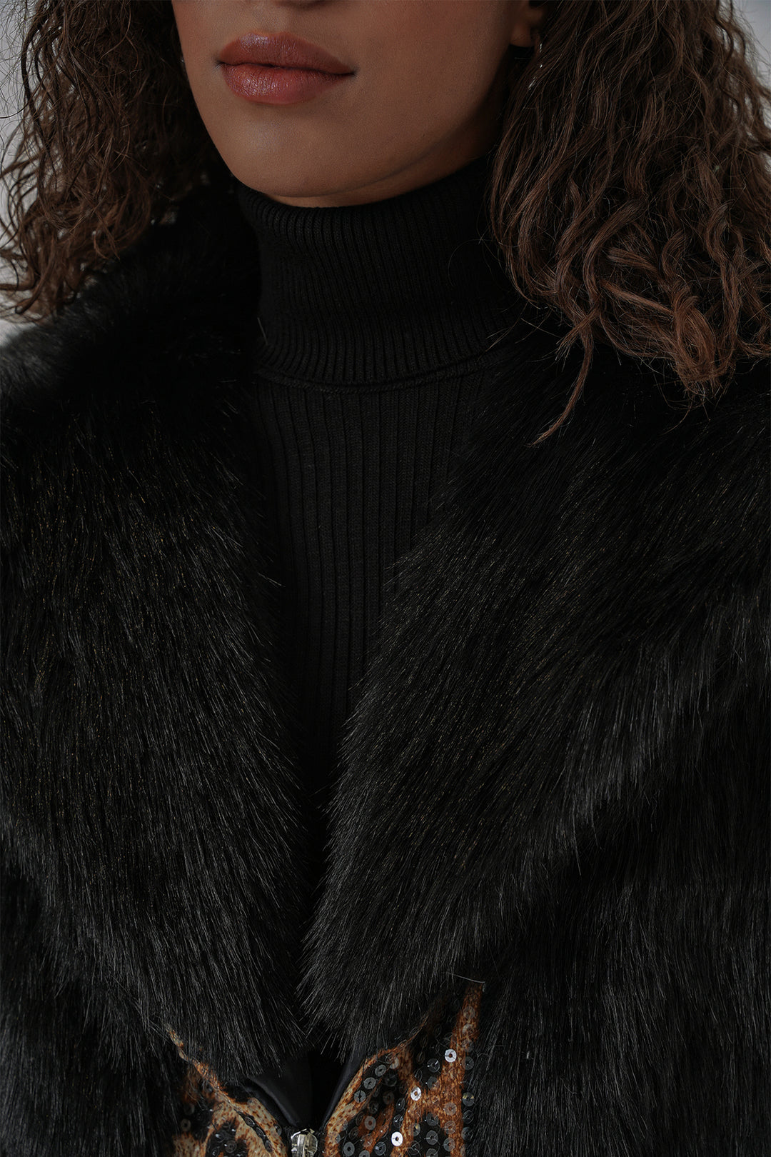 BGD Women Faux Fur Vest - Black - Santander