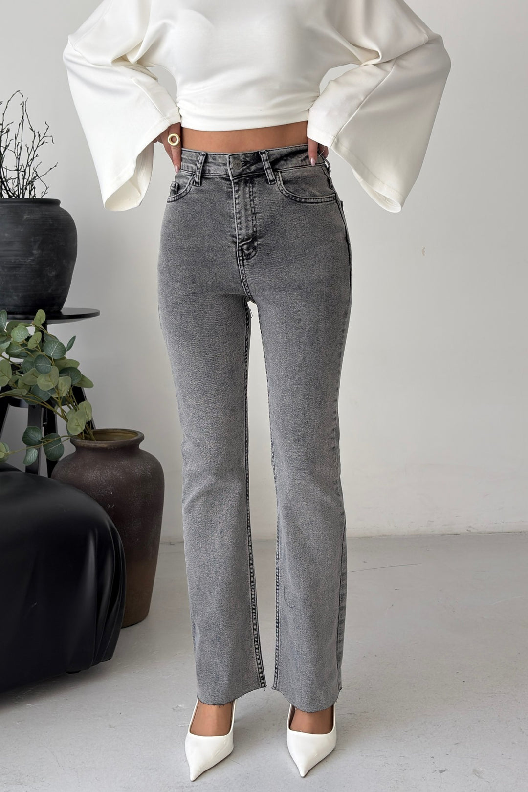 XLJ High Waist Mom Fit Jean with Flared Leg and Fringe Ending 1706 - Dubuque