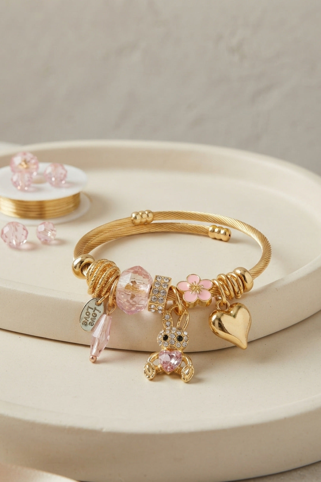 EBJ Tavşan Model Gold Renk Pembe Charmlı Bileklik - Merano