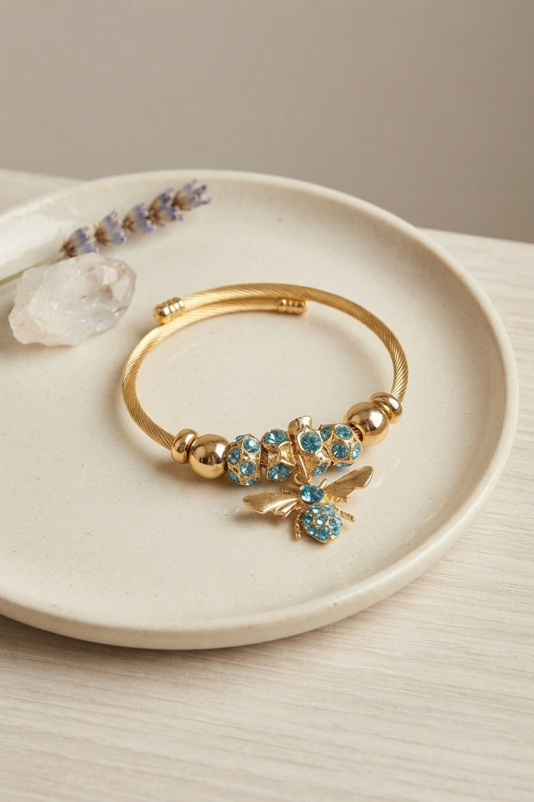 EBJ Mavi Arı Model Gold Renk Charm Bileklik - Rubí