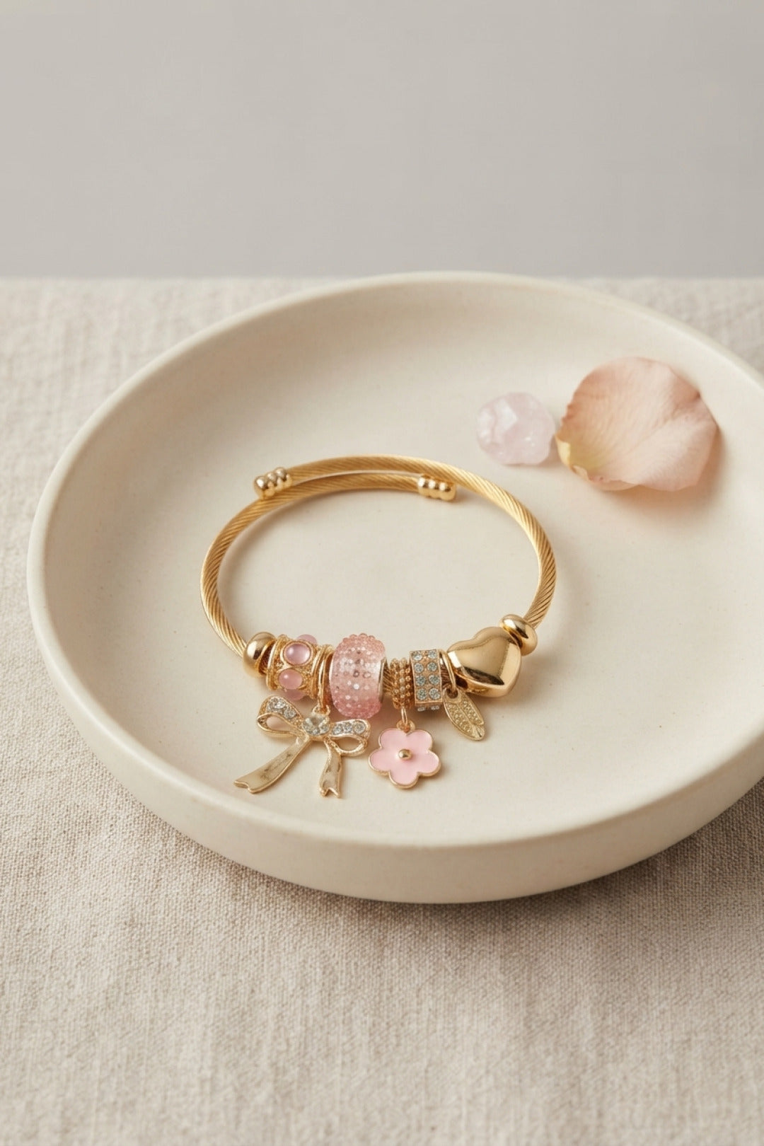 EBJ Fiyonk Charmlı Pembe Renk Gold Bileklik - Ixtlahuaca