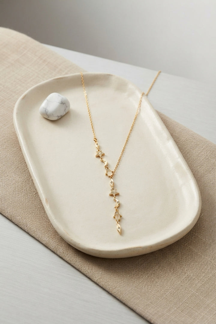 EBJ Pirinç Gold Renk Zirkon Taşlı Manifest Model Kadın Kolye - Reading
