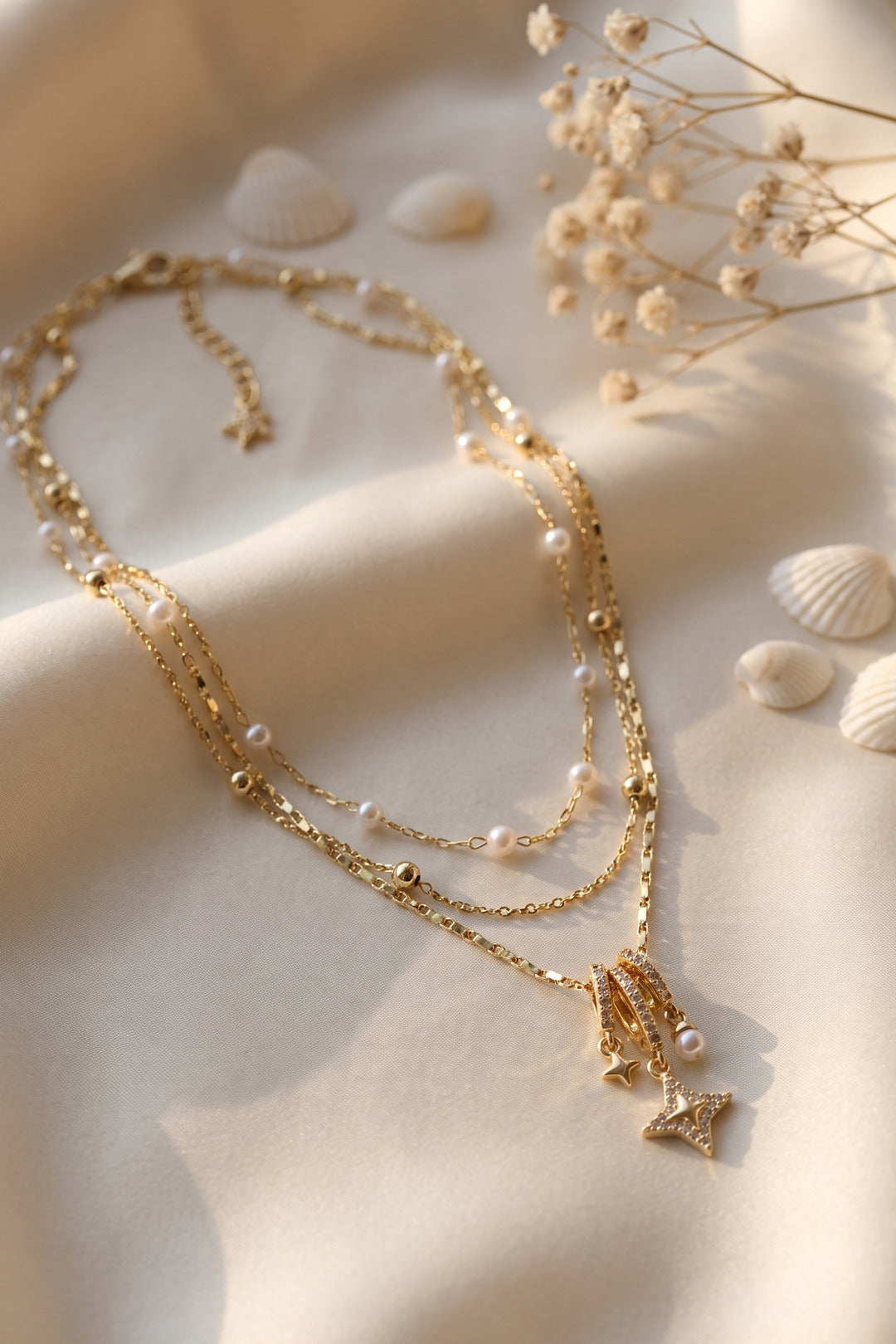 EBJ Gold Renk Pirinç Charmlı Model Kombin Kadın Kolye - Hornchurch