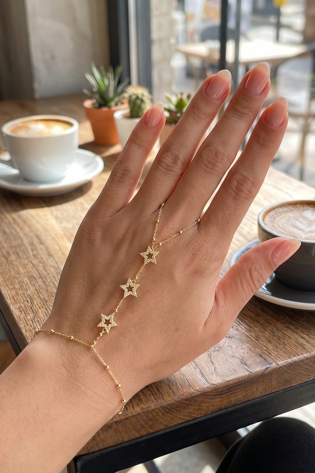 EBJ Gold Renk Pirinç Zirkon Taşlı Yıldız Model Şahmeran - Pickering