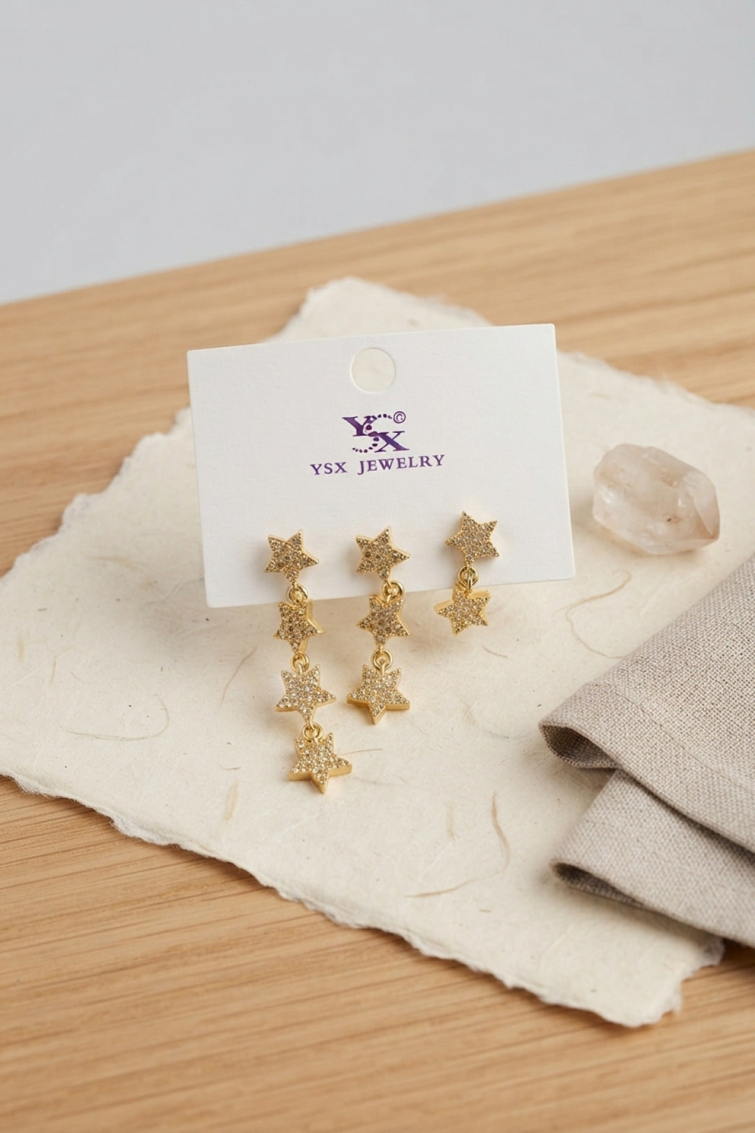 EBJ Pirinç Gold Renk Zirkon Taşlı Sallantılı Yıldız Model Kadın Küpe Seti - Wheaton