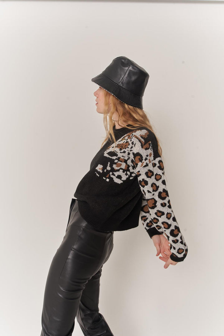 HLLY Women Tiger Carpet Black - Bragança