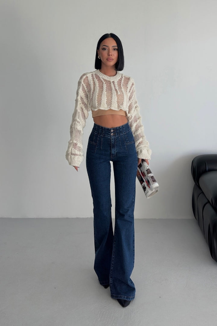 XLJ Flared Jeans with Darts on Front Waist - La Porte