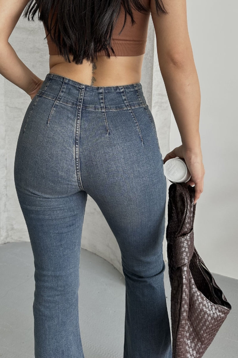 XLJ Flared Jeans with Darts on Front Waist - Terracina