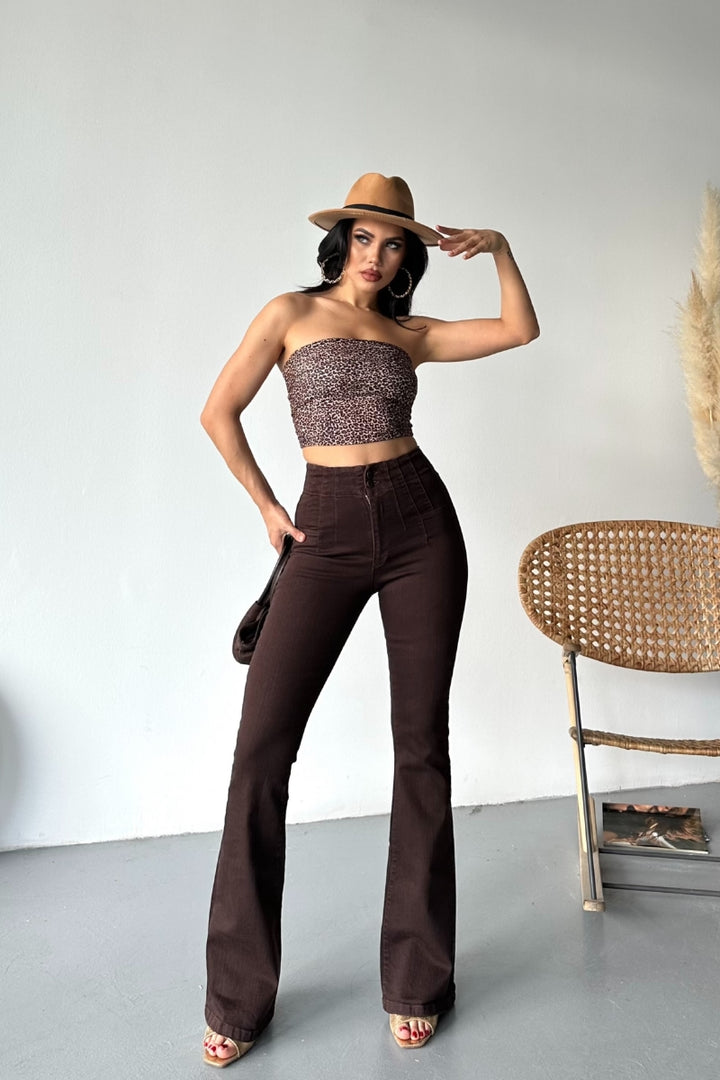 XLJ Flared Jeans with Darts on Front Waist - Rocklin