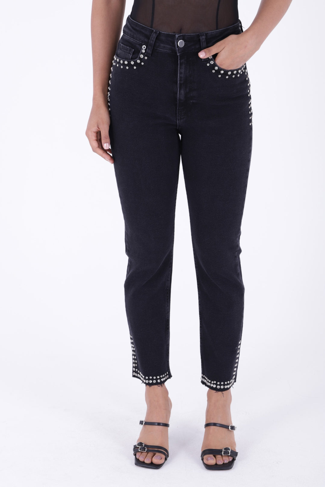XLJ Mom Jean with Decorative Parts on Pockets and Hems  - Thessaloníki