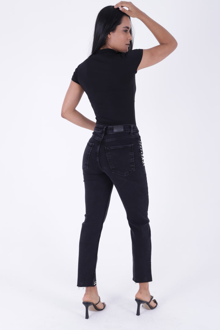XLJ Mom Jean with Decorative Parts on Pockets and Hems  - Thessaloníki