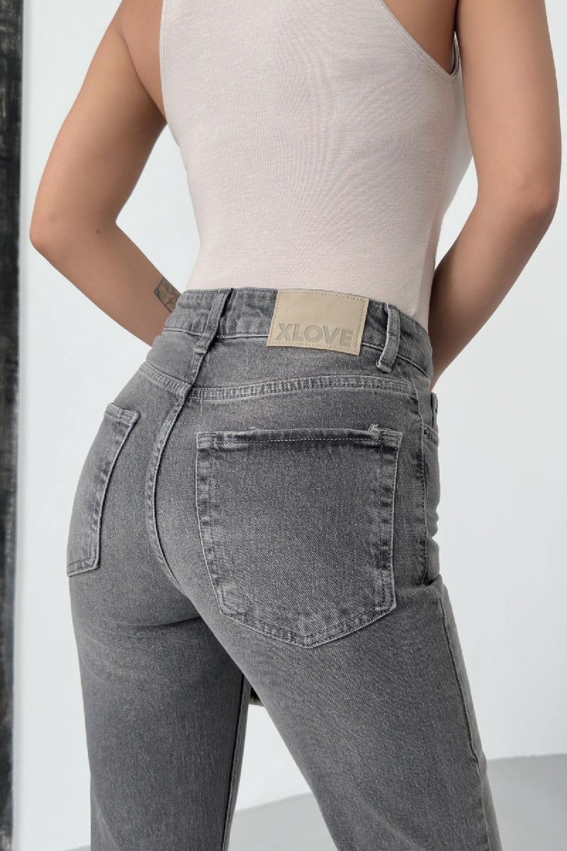 XLJ Stove Pipe Leg High Waist Jeans - Fishers