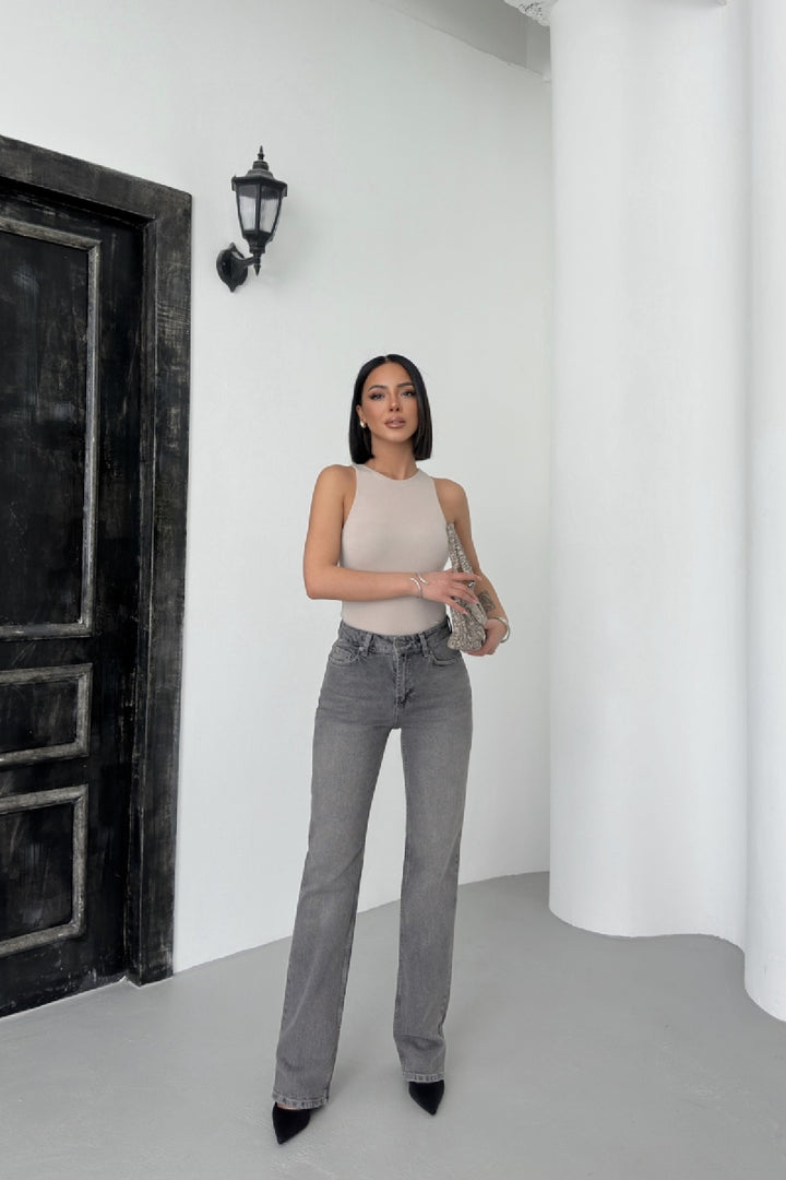 XLJ Stove Pipe Leg High Waist Jeans - Fishers