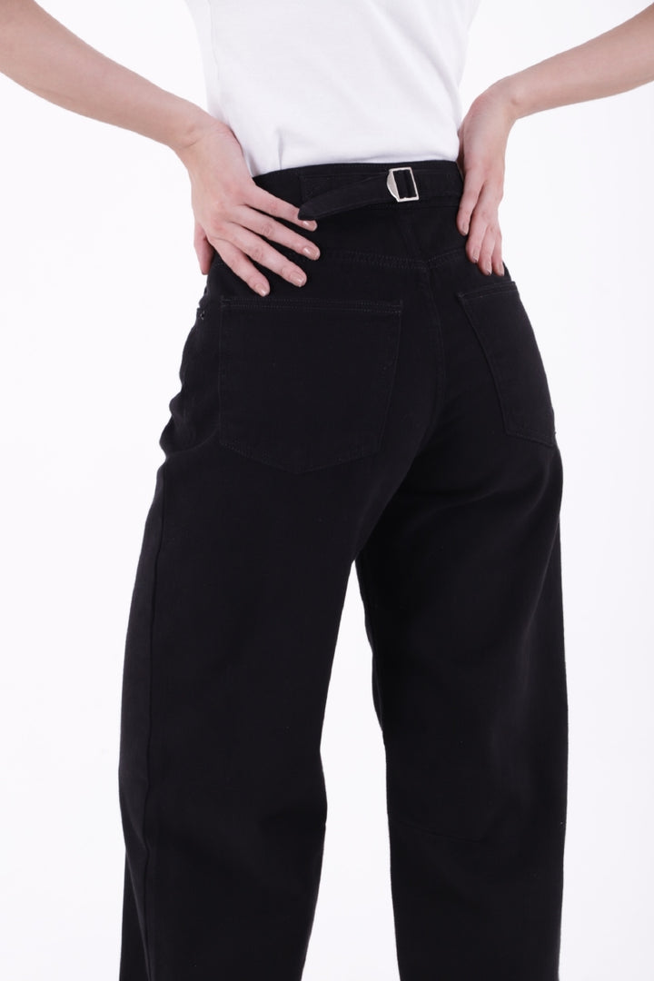 XLJ Baggy Jean with Dart Detail - Passau
