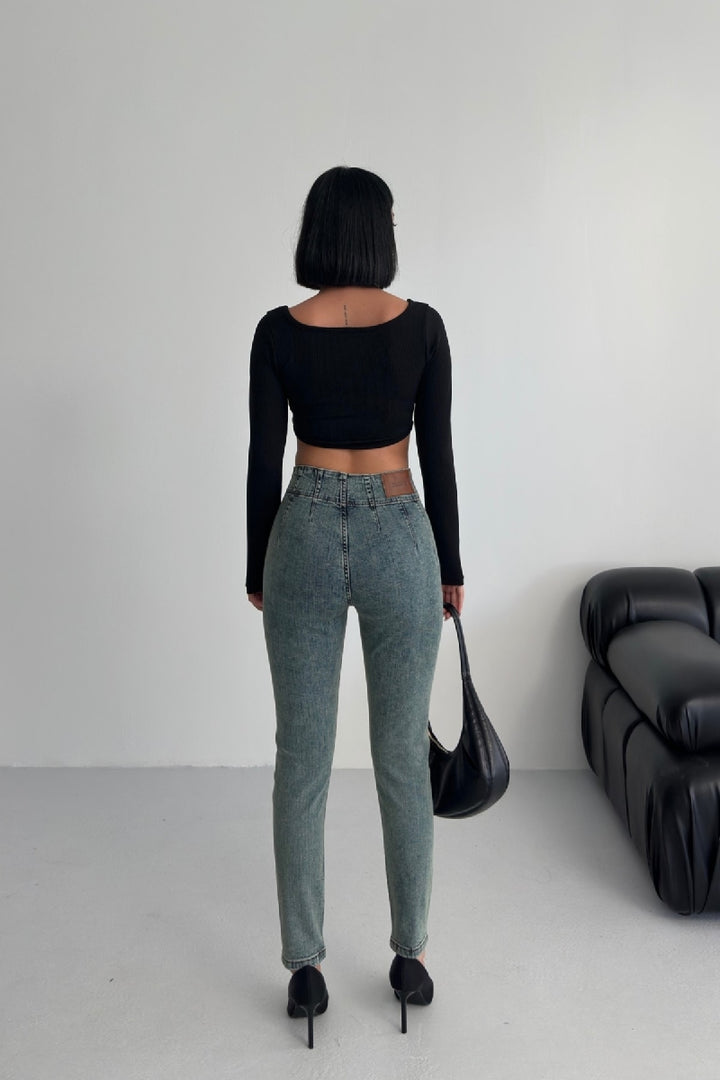 XLJ Skinny Jean with Dart Detail - Alenquer