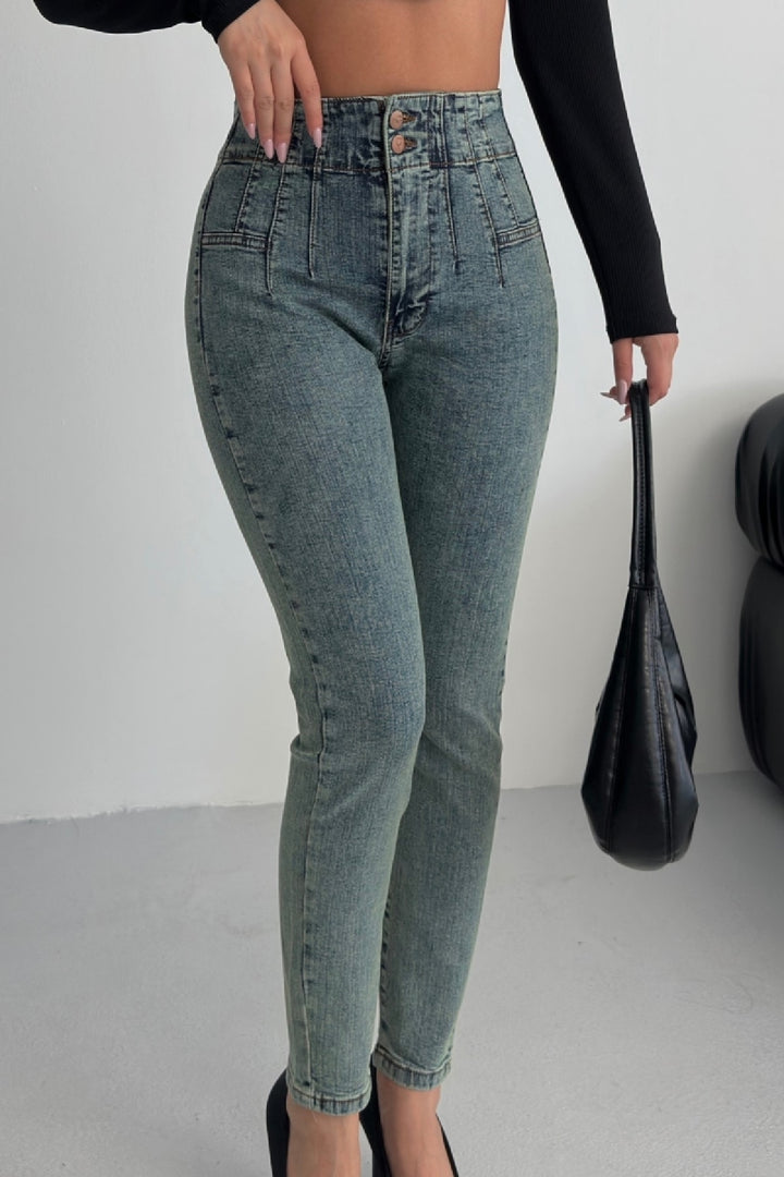 XLJ Skinny Jean with Dart Detail - Alenquer