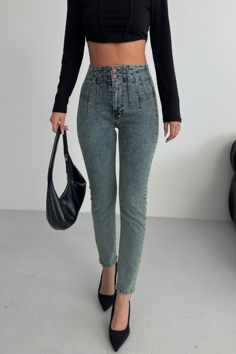XLJ Skinny Jean with Dart Detail - Alenquer
