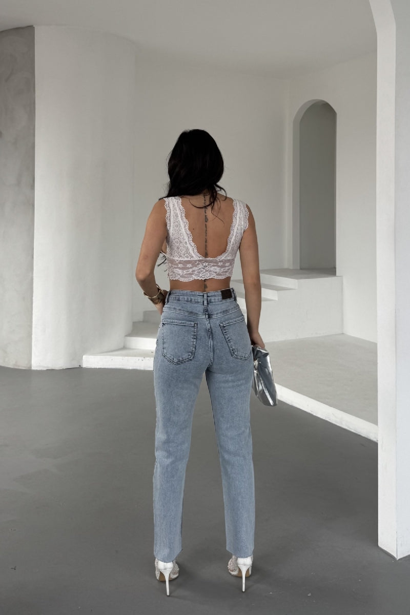 XLJ Mom Fit Jean With Rhinestone Detail - Vilvoorde