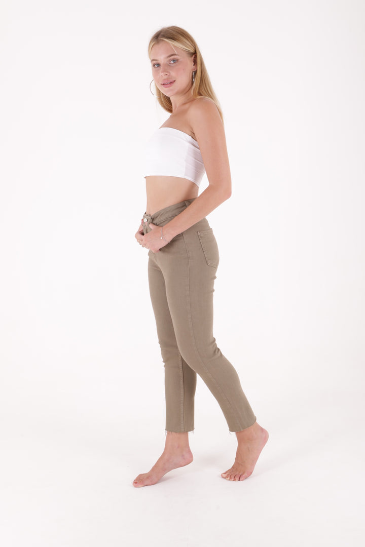 XLJ Fringe Ending High Waisted Mom Fit Jean Mixed - Tampico