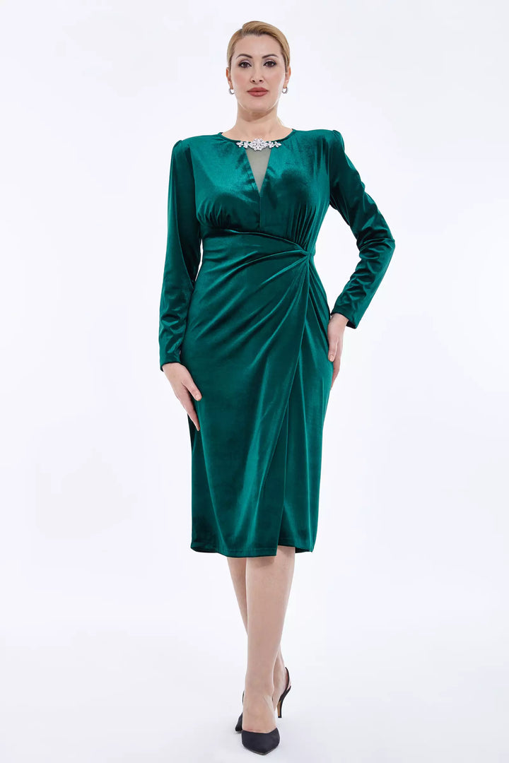 FRV Green plus size velvet long sleeve midi dress - Kamianske