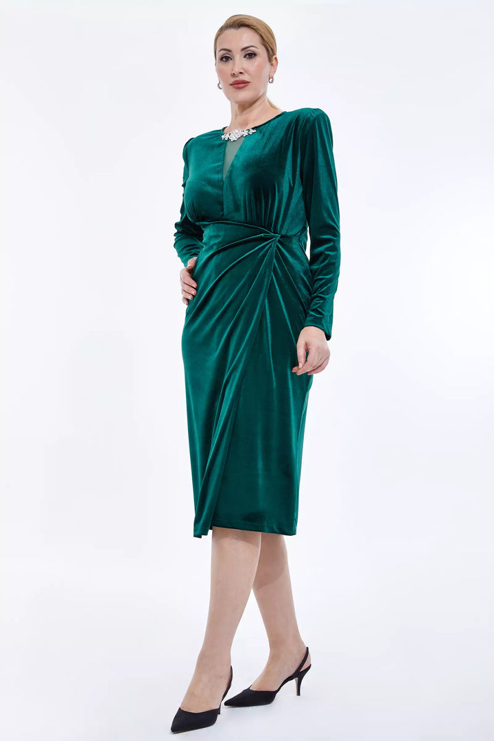 FRV Green plus size velvet long sleeve midi dress - Kamianske