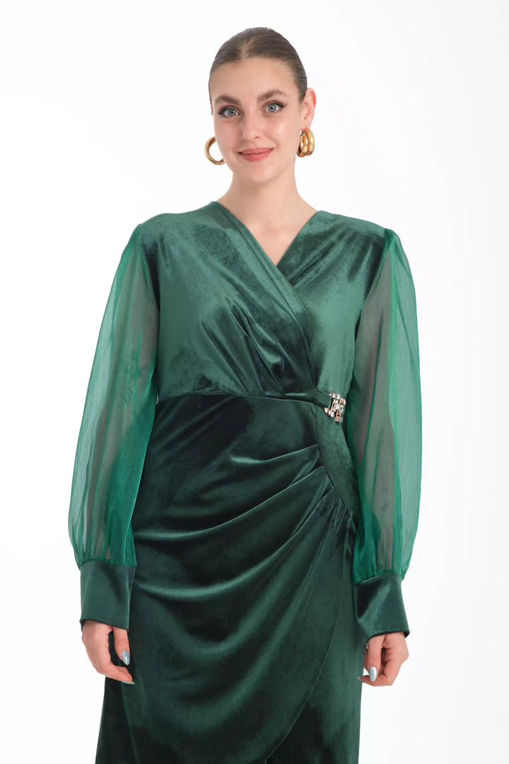 FRV Green plus size velvet long sleeve midi dress - Newbury