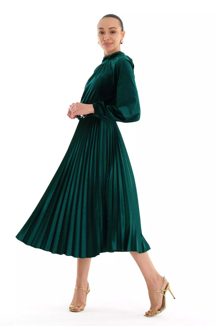 FRV Green velvet long sleeve midi dress - Zutphen
