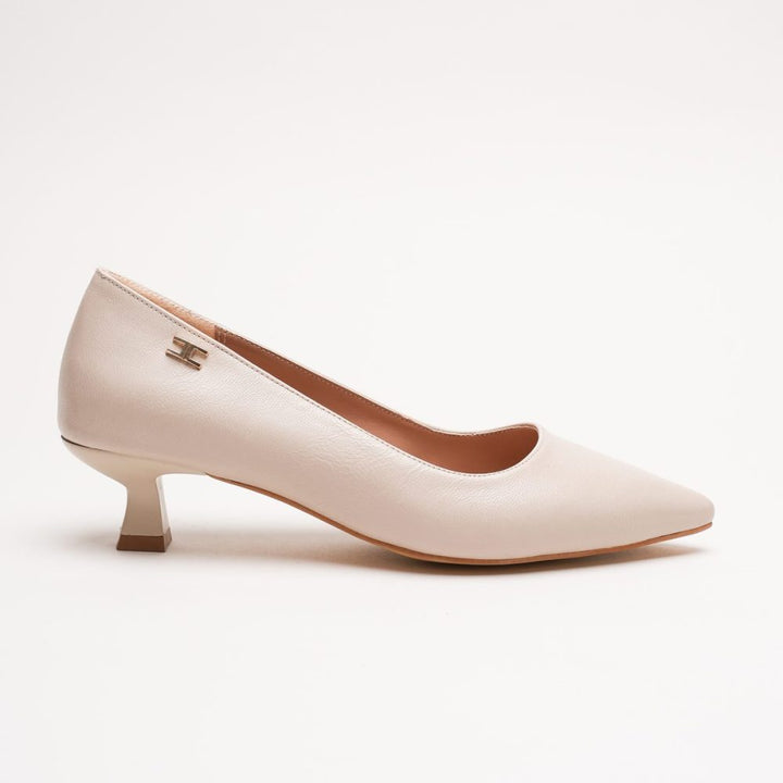 DSM Doss Bej Skin Low Heel Women's Pointed Toe Women's Shoe - Logan