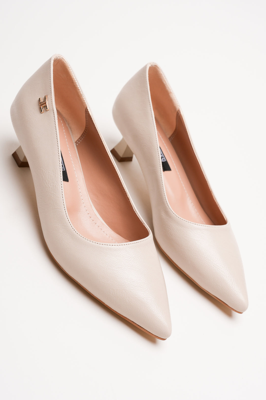 DSM Doss Bej Skin Low Heel Women's Pointed Toe Women's Shoe - Logan