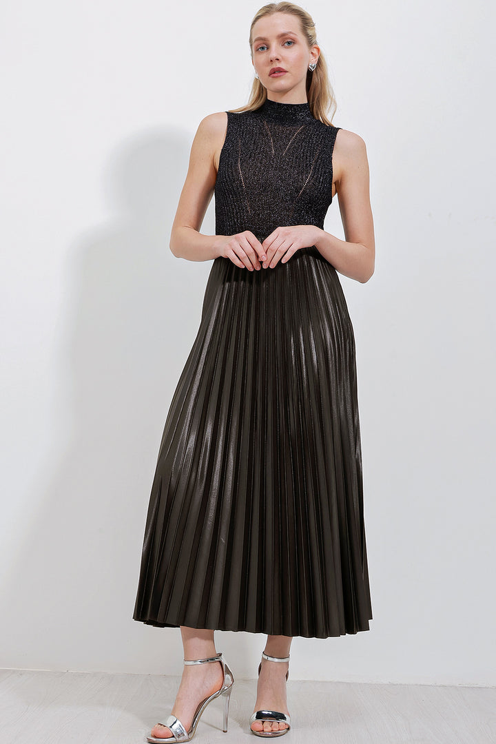 BGD Women Faux Leather Pleated Skirt - Khaki - Whitney