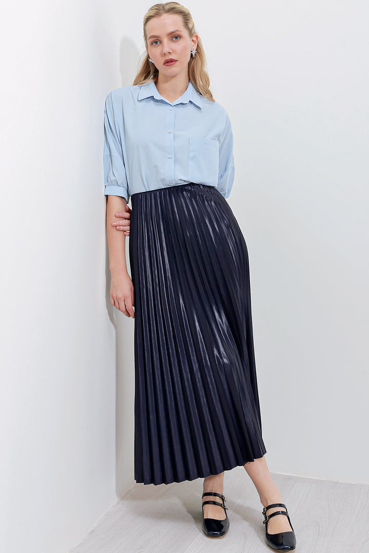 BGD Women Faux Leather Pleated Skirt - Navy - Moers
