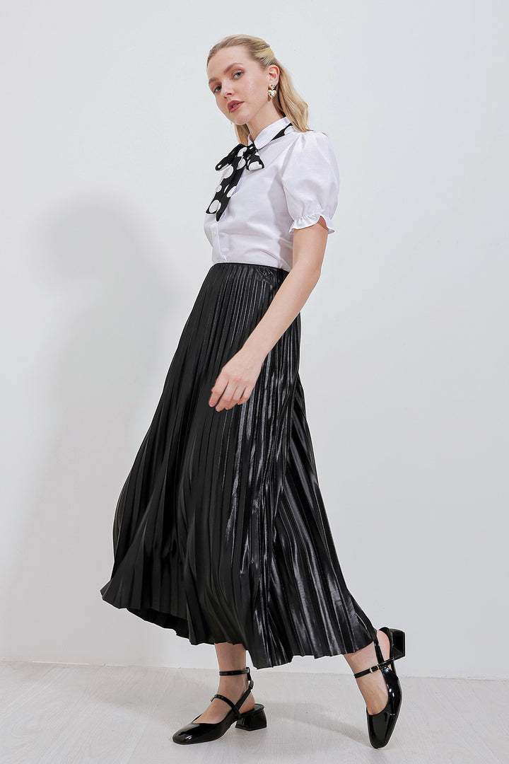 BGD Women Faux Leather Pleated Skirt - Black - Torre Annunziata