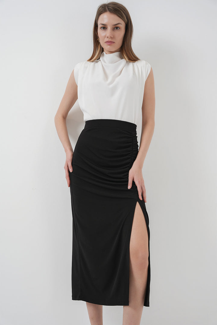 BGD Women Sandy Slit Skirt - Black - Wyoming