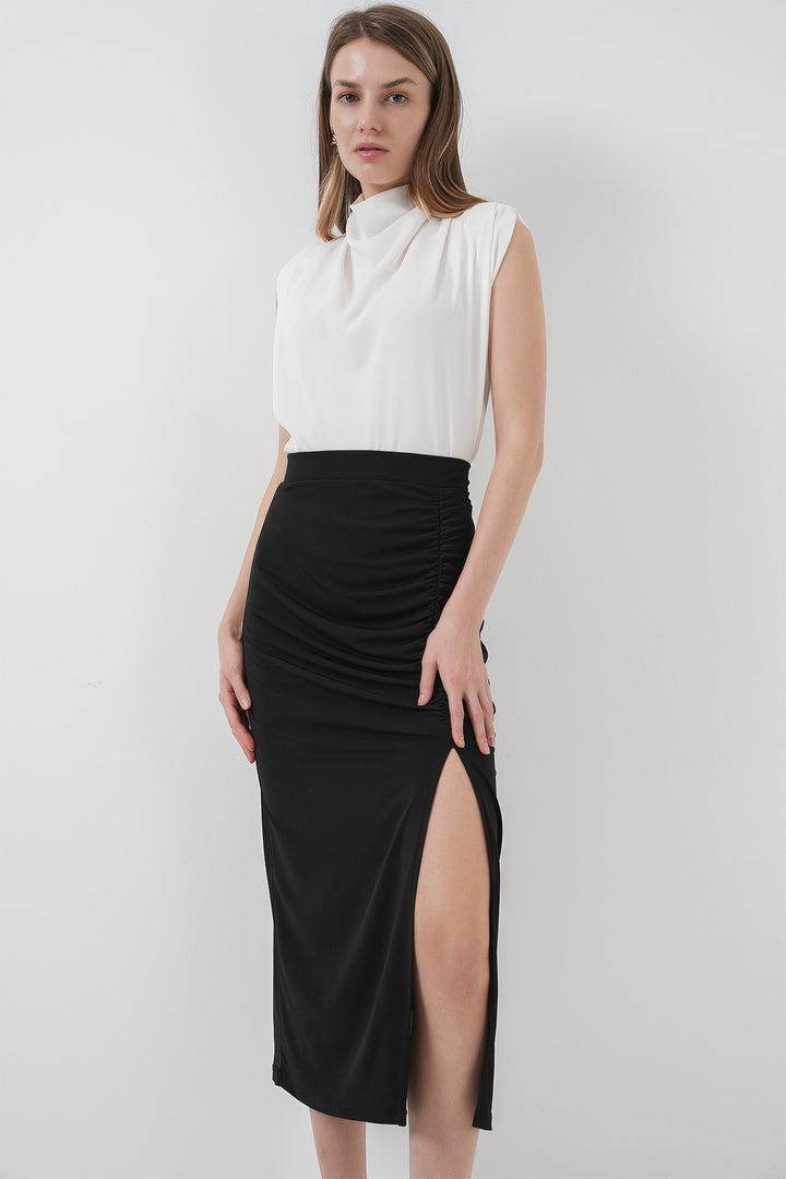 BGD Women Sandy Slit Skirt - Black - Wyoming
