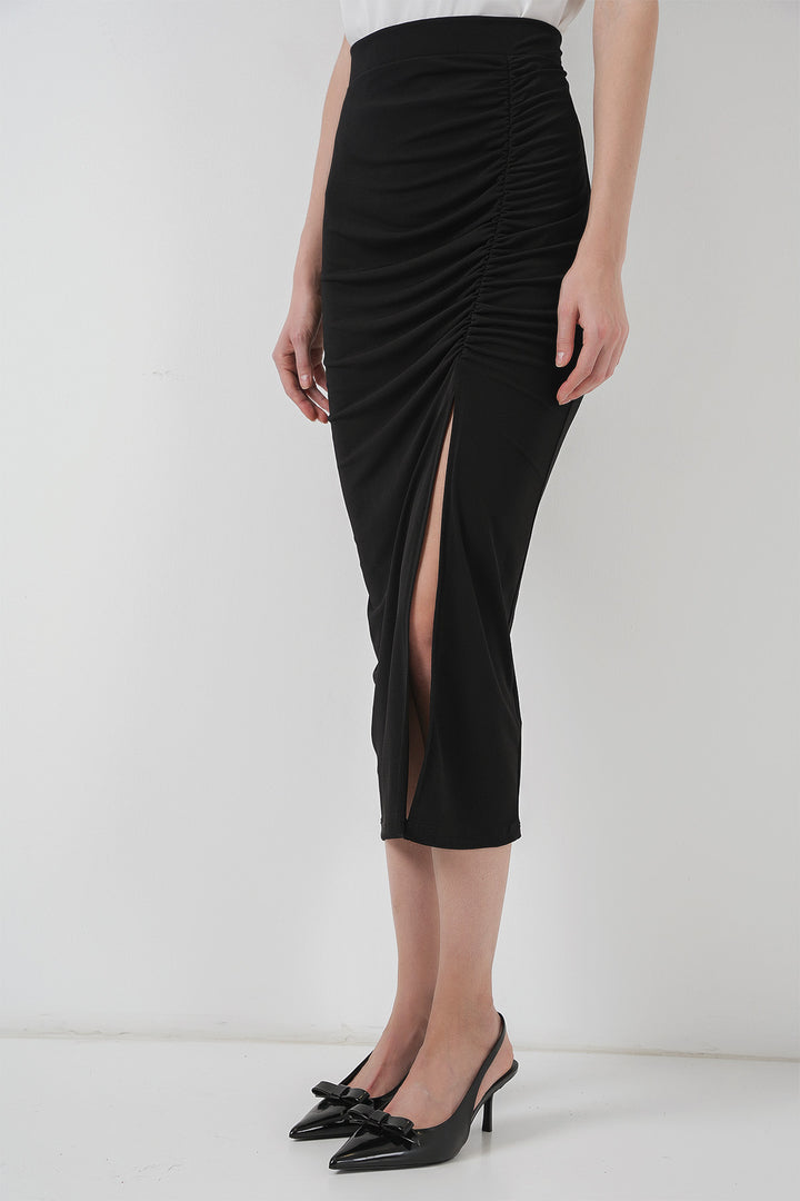 BGD Women Sandy Slit Skirt - Black - Wyoming