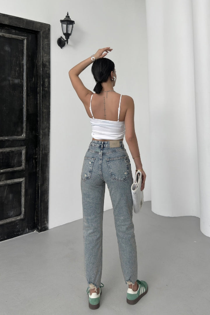 XLJ High Waisted Mom Fit Ankle Length Jean with Ripped Finish Mixed - Sciacca