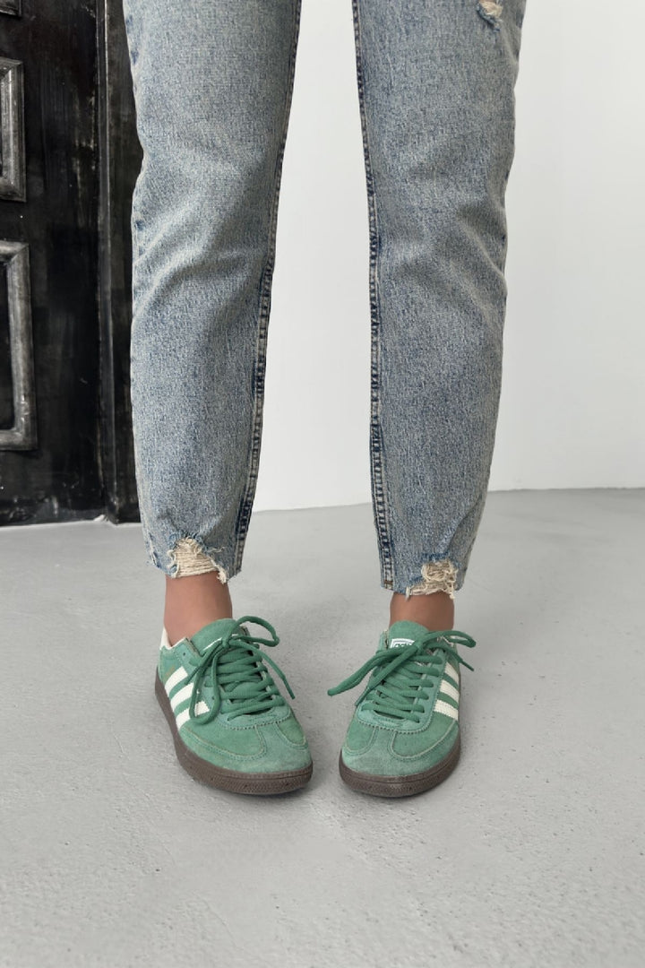 XLJ High Waisted Mom Fit Ankle Length Jean with Ripped Finish Mixed - Sciacca