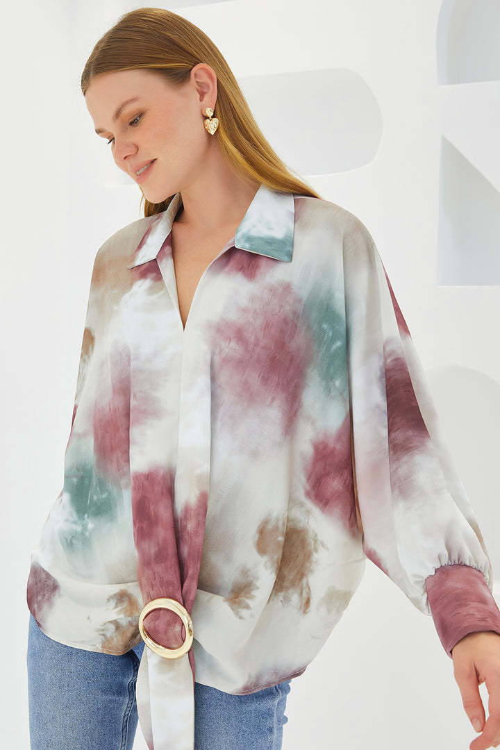 BGD Women Woman Rose Dry Ecru قميص ساتان ثنيات كبير الحجم 907 - أفونديل