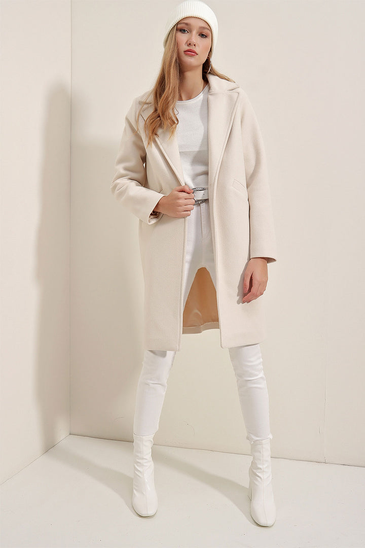 BGD Women Stamp Coat - Ecru - Belleville