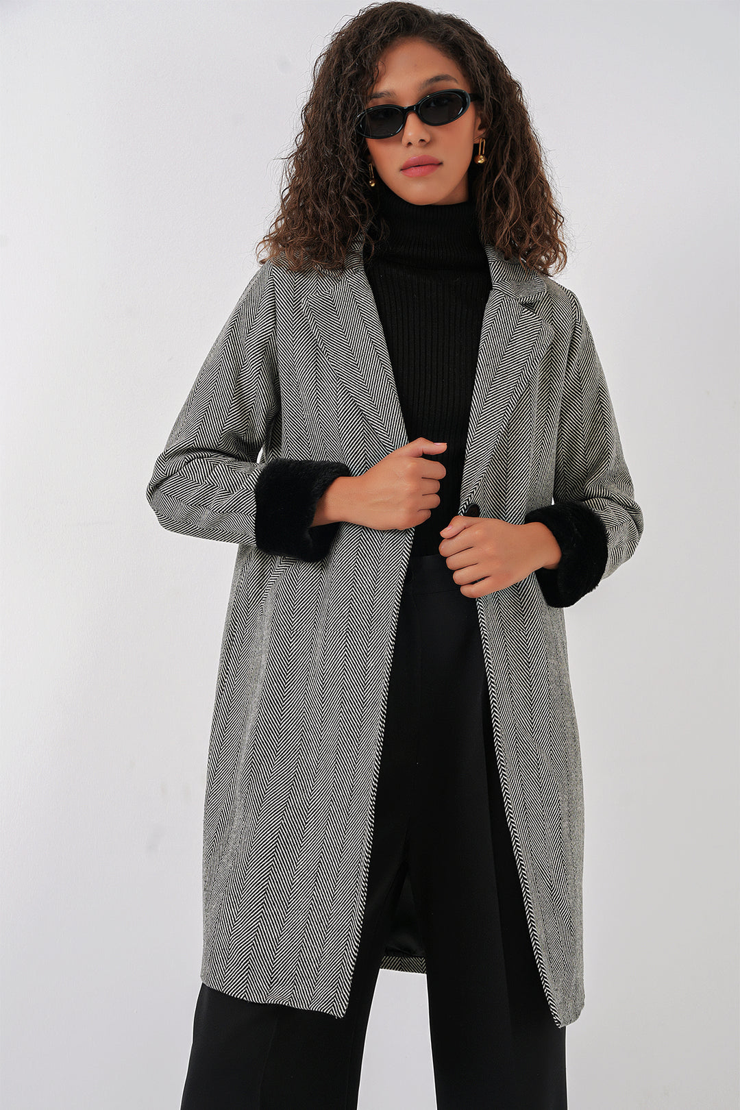 BGD Women Fishbone Stamp Coat - Dark Black - Lake Ridge
