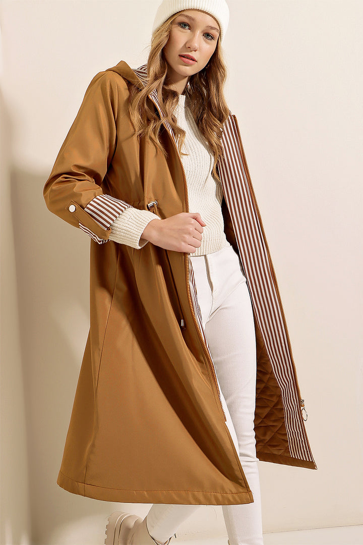 BGD Women Waist Gathered Hooded Trench Coat - Tan - Pärnu