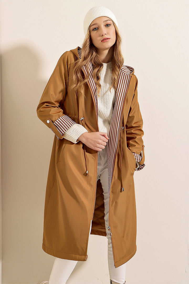 BGD Women Waist Gathered Hooded Trench Coat - Tan - Pärnu