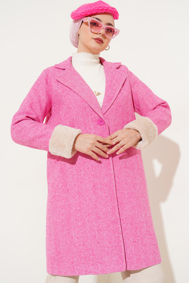 BGD Women Women's Arms Furry Fish Back Coat - Fuchsia - North Highlands