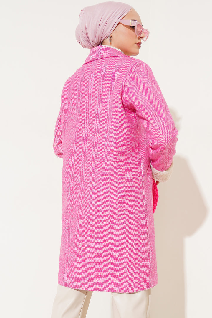 BGD Women Women's Arms Furry Fish Back Coat - Fuchsia - North Highlands