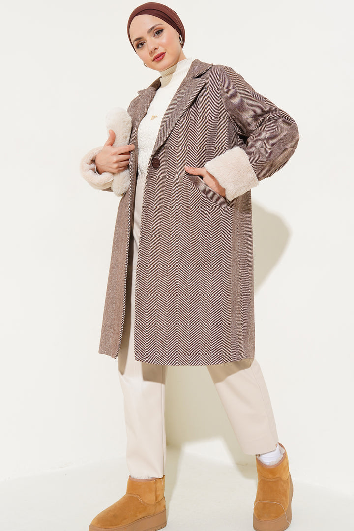 BGD Women Women's Fur Sleeve Fishbone Overcoat - Brown - Spijkenisse