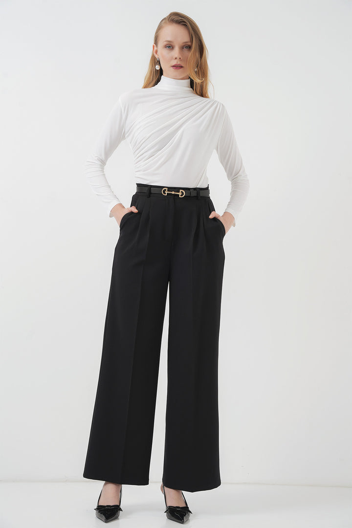 BGD Women Ruffle Detailed Sandy Blouse - White - Niederkassel