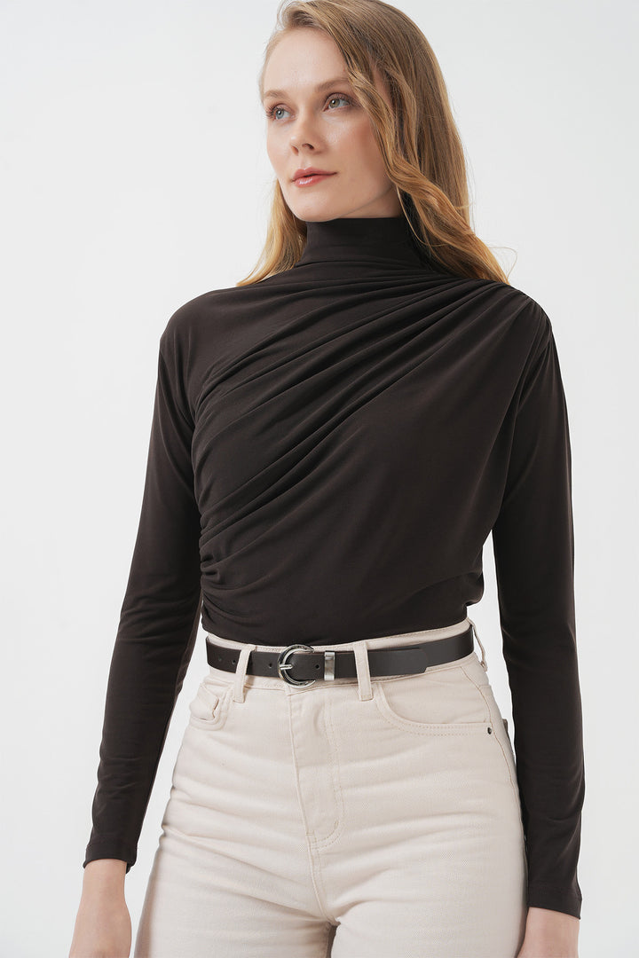 BGD Women Ruffle Detailed Sandy Blouse - Brown - Decatur