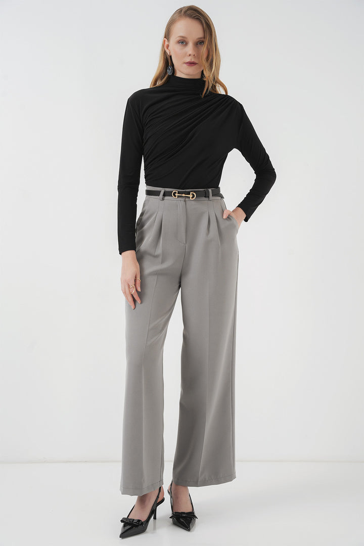 BGD Women Ruffle Detailed Sandy Blouse - Black - Ardea